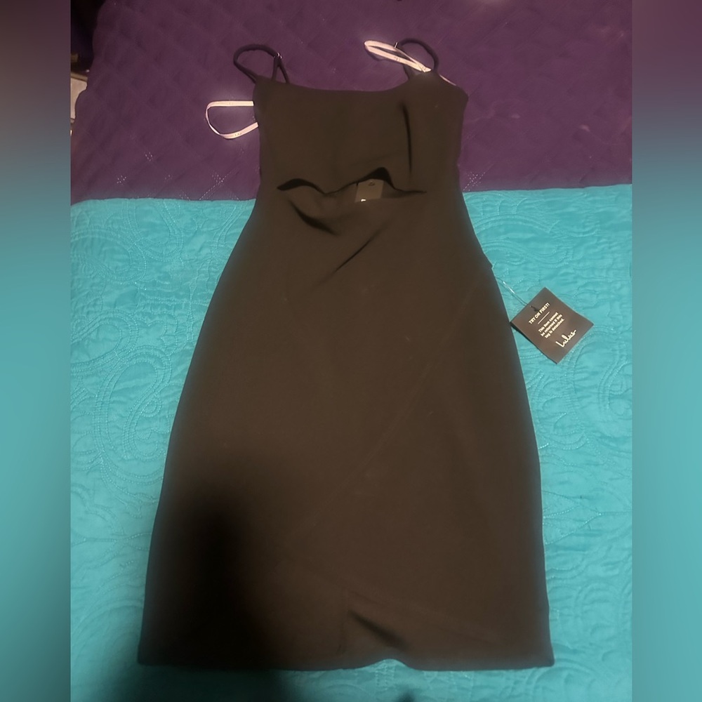 Lulu's Elegant Black Dress